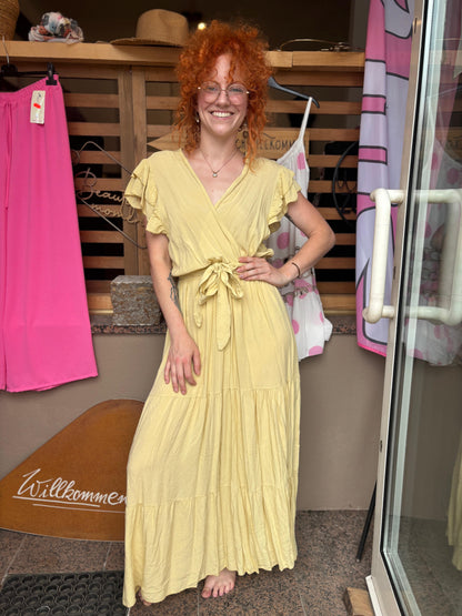 gelbes Maxikleid